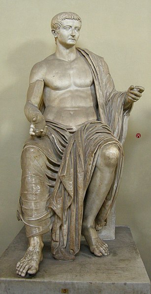 Estátua de Tibério